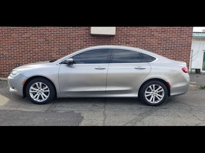 2015 Chrysler 200 Limited Automatic Fwd Alloy Wheels Low miles for sale in Binghamton, NY