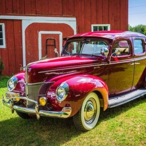 FOR SALE: 1940 Ford Deluxe $28,995 USD