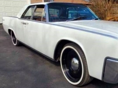 FOR SALE: 1962 Lincoln Continental $50,995 USD