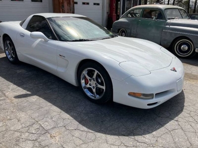 FOR SALE: 2000 Chevrolet Corvette $17,495 USD