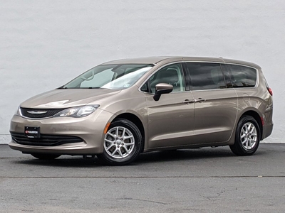 Certified 2017 Chrysler Pacifica LX