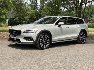 Certified 2020 Volvo V60 T5 Cross Country