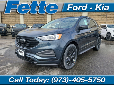 New 2023 Ford Edge SE w/ Black Appearance Package
