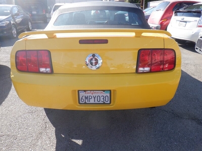 2005 Ford Mustang V6 Deluxe in Hawthorne, CA