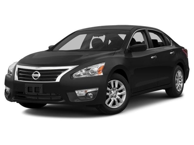 Pre-Owned 2014 Nissan