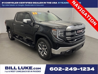 PRE-OWNED 2023 GMC SIERRA 1500 SLT WITH NAVIGATION & 4WD