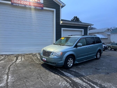 2008 Chrysler Town & Country