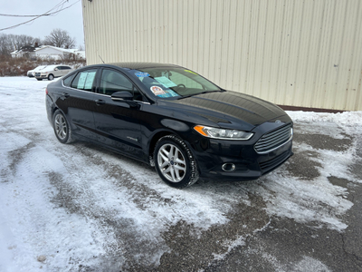 2015 Ford Fusion 4dr Sdn SE Hybrid FWD for sale in Girard, OH