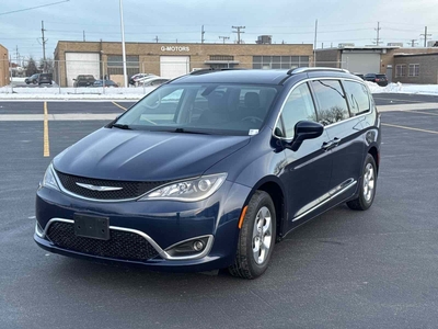 2017 Chrysler Pacifica Touring-L Plus for sale in Melrose Park, IL
