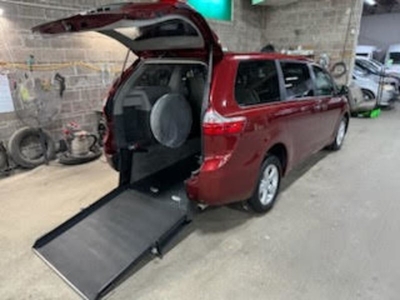 2017 Toyota Sienna L 7 Passenger 4dr Mini Van for sale in Wichita, KS