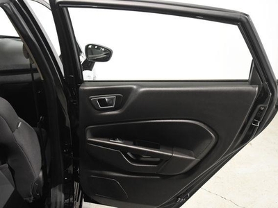 2016 Ford Fiesta SE w/ Heated Seats in Branford, CT