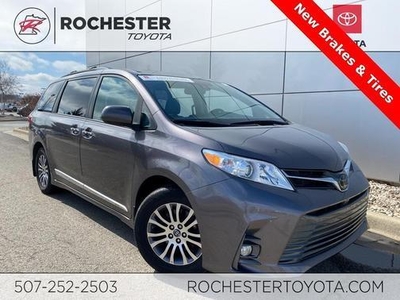 2020 Toyota Sienna for Sale in Denver, Colorado