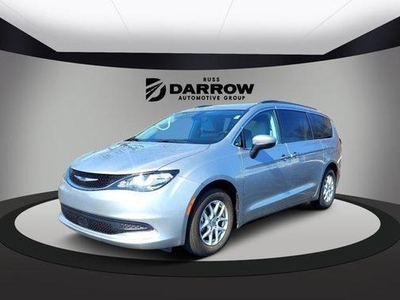 2021 Chrysler Voyager for Sale in Northwoods, Illinois