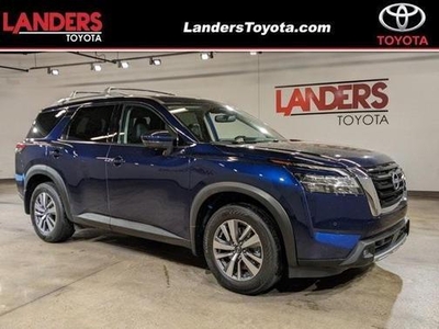 2022 Nissan Pathfinder for Sale in Chicago, Illinois