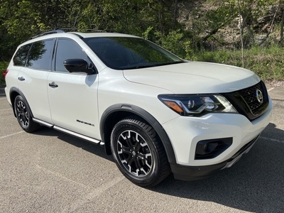 Certified Used 2020 Nissan Pathfinder SL FWD