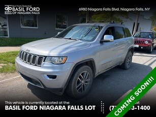 Used 2018 Jeep Grand Cherokee Limited With Navigation & 4WD