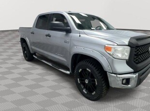 2017 Toyota Tundra 4X4 SR5 4DR Crewmax Cab Pickup SB (5.7L V8 Ffv)