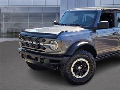 Ford Bronco 2700