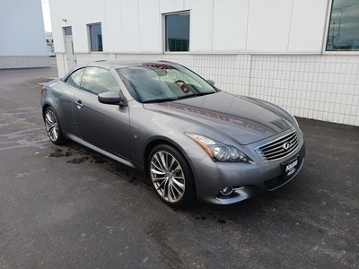 2015 INFINITI Q60