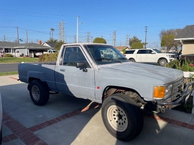 FOR SALE: 1988 Toyota Pickup $7,995 USD