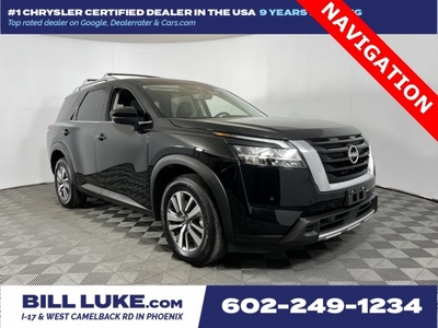 PRE-OWNED 2023 NISSAN PATHFINDER SL WITH NAVIGATION & 4WD