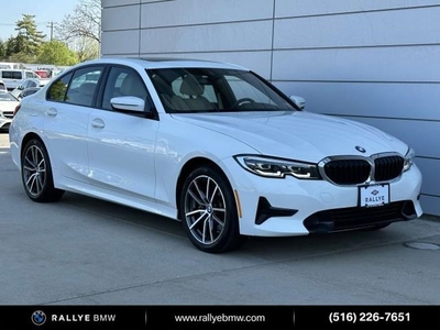 Certified 2022 BMW 330i xDrive Sedan for sale in Westbury, NY 11590: Sedan Details - 678517457 | Kelley Blue Book
