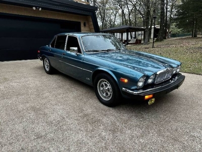 FOR SALE: 1986 Jaguar XJ6 $12,495 USD
