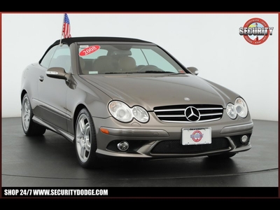 Used 2008 Mercedes-Benz CLK 550 Cabriolet for sale in Amityville, NY 11701: Convertible Details - 678707789 | Kelley Blue Book