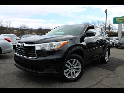 Used 2014 Toyota Highlander LE for sale in West Nyack, NY 10994: Sport Utility Details - 677089537 | Kelley Blue Book