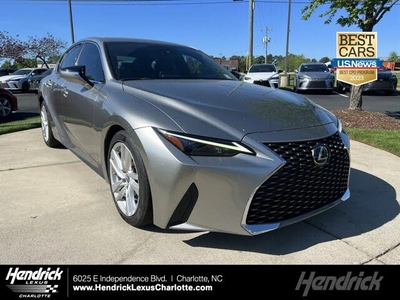 2021 Lexus IS