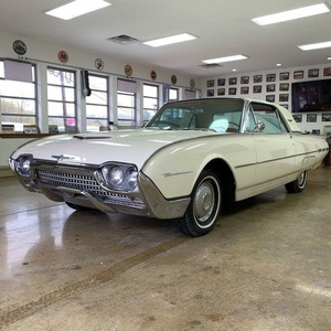 1962 Ford Thunderbird