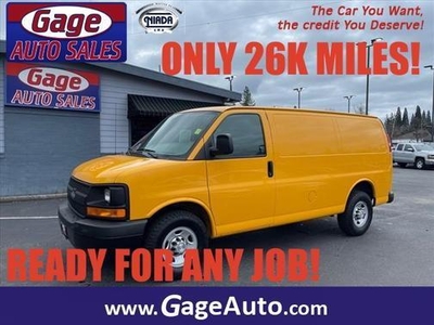 2015 Chevrolet Express 2500 for Sale in Chicago, Illinois