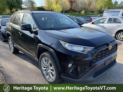 2019 Toyota RAV4 for Sale in Chicago, Illinois