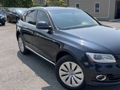 Audi Q5 2.0L Inline-4 Hybrid Turbocharged