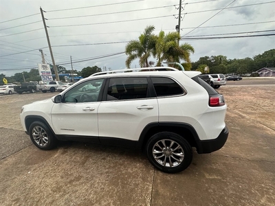 2019 Jeep Cherokee Latitude Plus in Holiday, FL