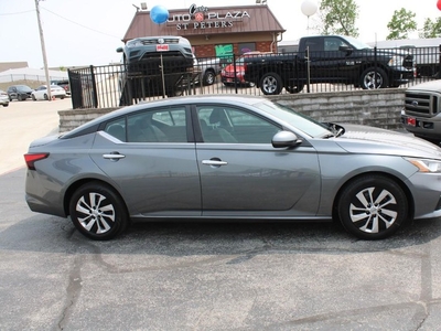 2020 Nissan Altima 2.5 S in Saint Charles, MO