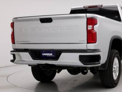 Chevrolet Silverado 3500HD 6.6L V-8 Diesel Turbocharged