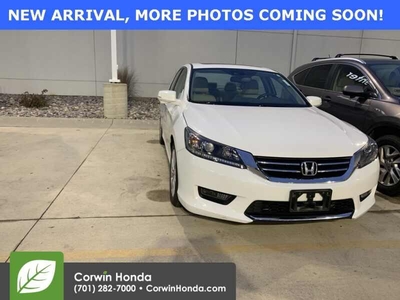 2015 Honda Accord White, 53K miles for sale in Fargo, North Dakota, North Dakota
