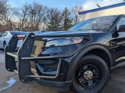 Ford Police Interceptor Utility 3300