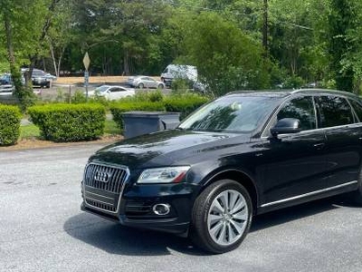 Audi Q5 2.0L Inline-4 Hybrid Turbocharged