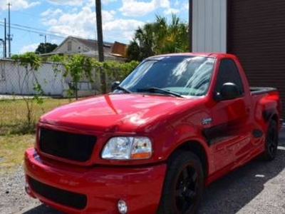 Ford F-150 5.4L V-8 Gas Supercharged