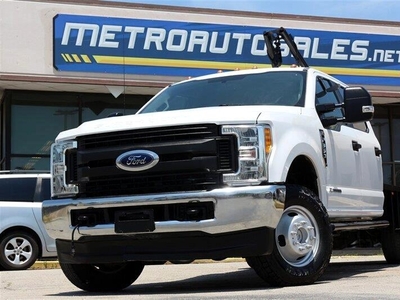 2017 Ford F-350 SD XL Crew Cab Long Bed DRW 4WD for sale in Arlington, TX