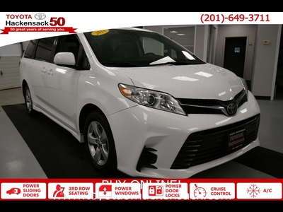 Used 2018 Toyota Sienna LE