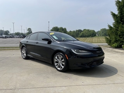 2016 Chrysler 200 FWD S in Greenwood, IN