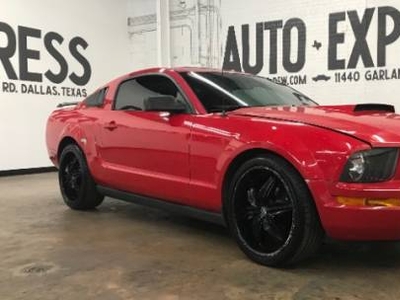 Ford Mustang 4.0L V-6 Gas