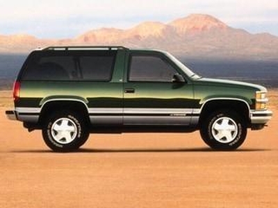 1999 Chevrolet Tahoe for Sale in Co Bluffs, Iowa