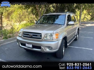 2004 Toyota Sequoia for Sale in Co Bluffs, Iowa