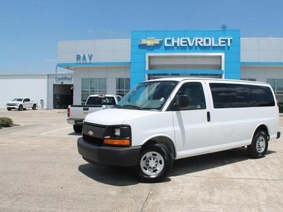 2015 Chevrolet Express 2500 for Sale in Co Bluffs, Iowa