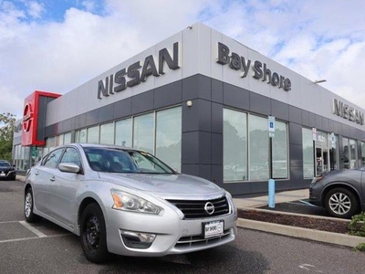 2015 Nissan Altima for Sale in Co Bluffs, Iowa