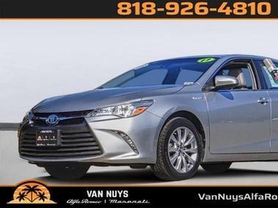 2017 Toyota Camry Hybrid for Sale in Co Bluffs, Iowa